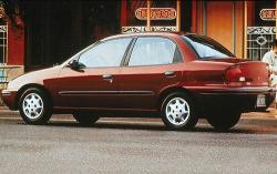 1997 Geo Metro 2 Dr LSi H exterior #3