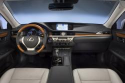 2015 Lexus ES 300h