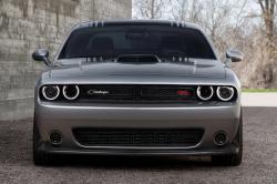 2015 Dodge Challenger Cou interior #9