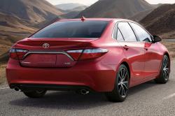 2015 Toyota Camry Sedan E exterior #4